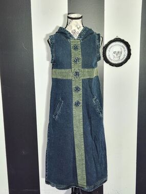 Vintage Hoodie Denim Midi Dress with Olive Accent